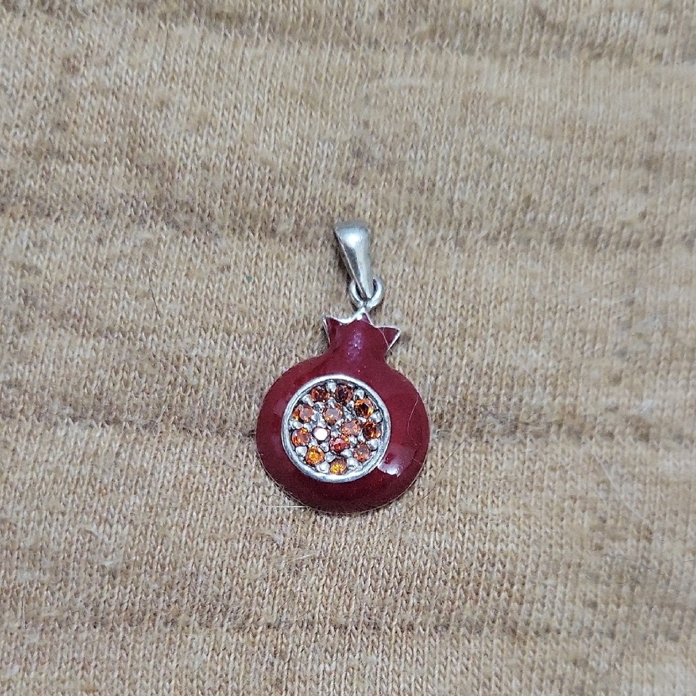 Pomegrant Charm